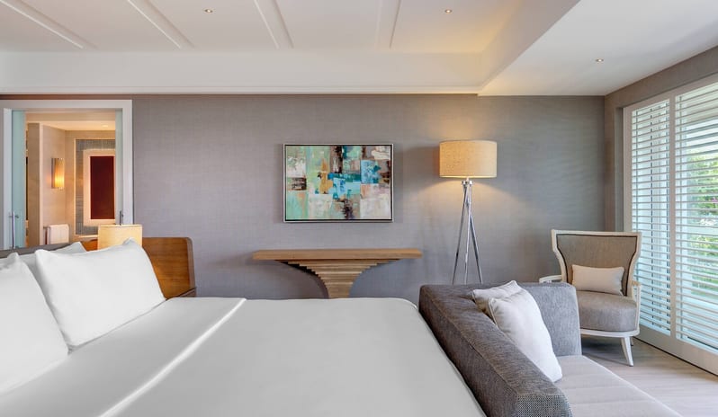 CARESSE HOTEL - DELUXE MARINE SUITE BED